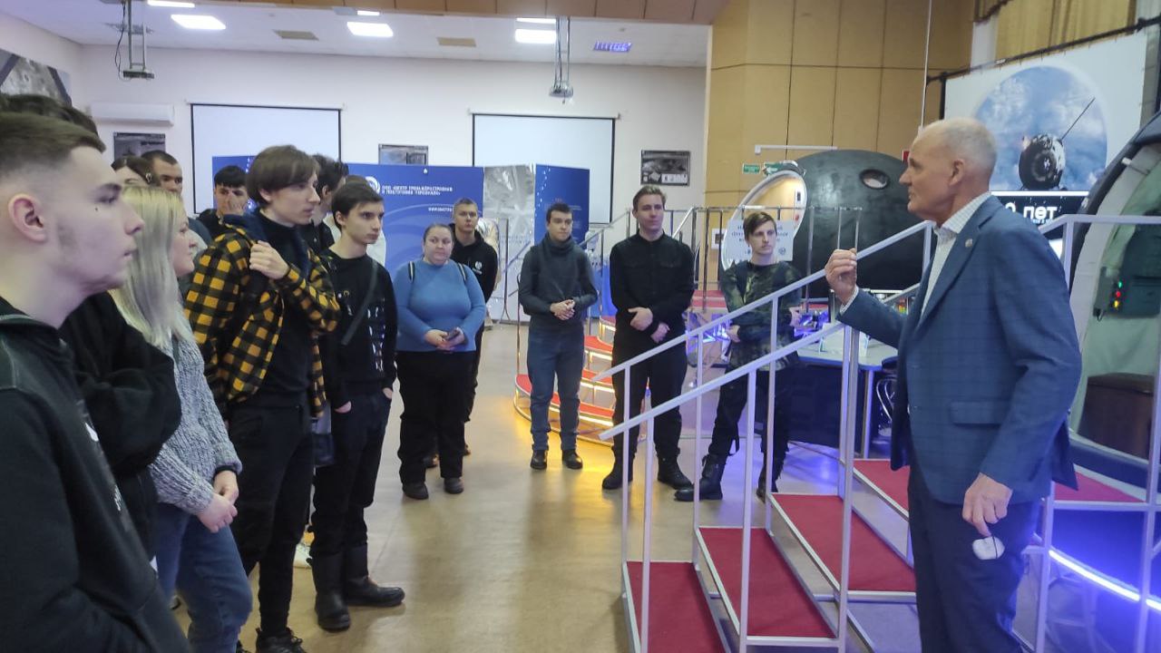 студенты НМК в ДФЦТ